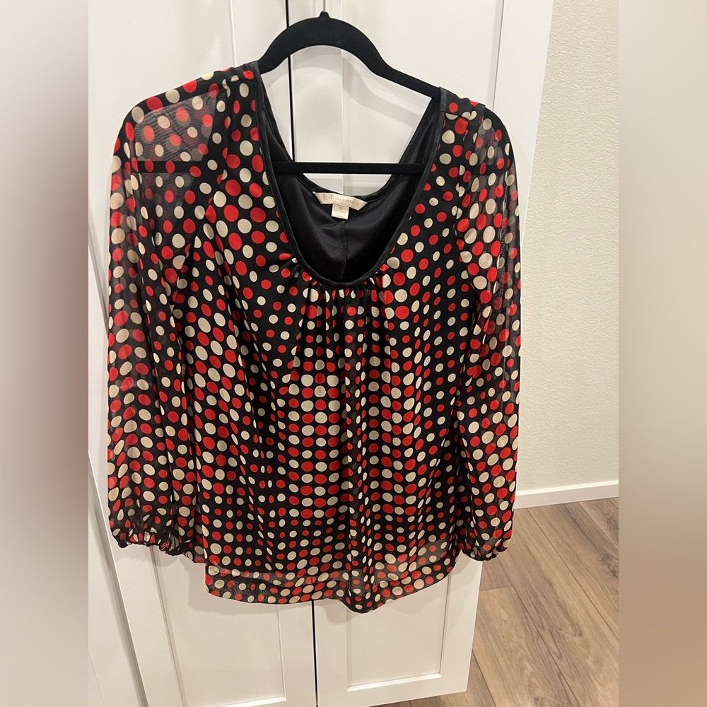 Pika dot blouse